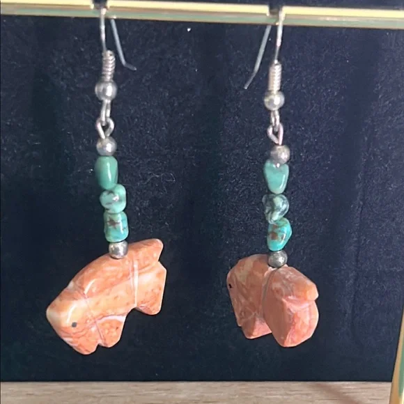 Handcrafted Southwestern Native American Turquoise Carved Agate Buffalo Earrings - Picture 2 of 2